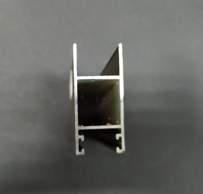 ドアと窓用の6063 T5 T6 アルミプロファイル 厚さ0.8mm-2.0mm