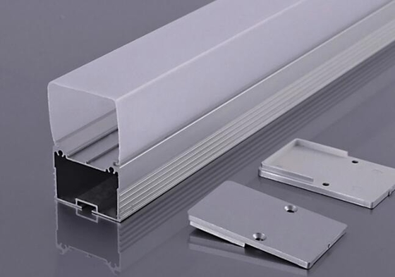 LED照明ストリップ用のカスタムアルミニウムプロファイル 6063 T3-T8 1m 2m 3m GB標準を満たす