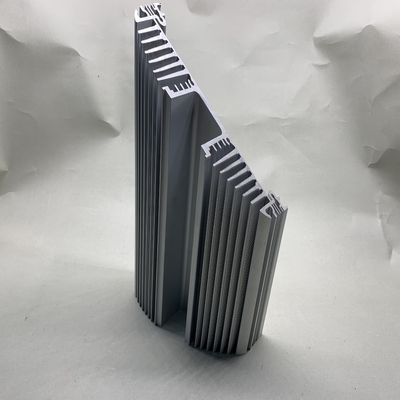 オーダーメイド 6063/6061 アルミ合金プロファイル 熱シンク アンフイ・シェンクシンの専門知識