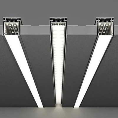 顧客が要求する LED ストライププロファイルチャネル