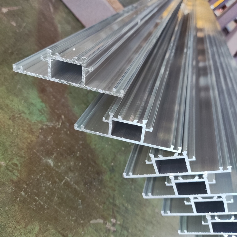 工業用挤出用Aluminiumプロファイル 6061 6063 T3 T5 T6
