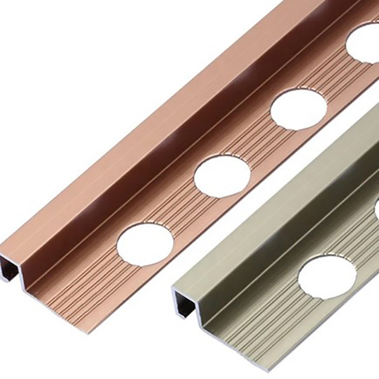 メタルタイルトリム 10mm U 形コーナーストライプ 壁コーナーエッジのためのアルミプロファイル